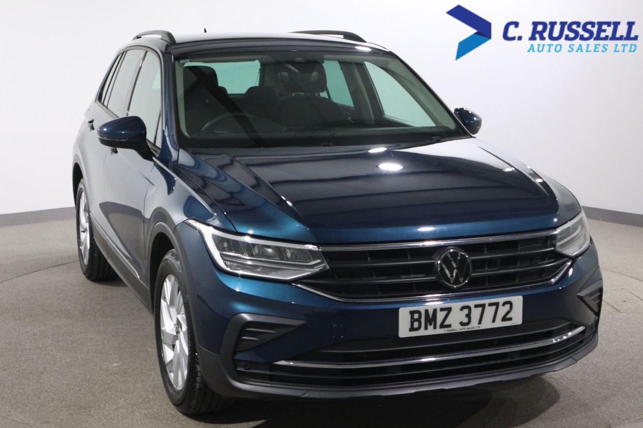 2023 VOLKSWAGEN TIGUAN 1.5 TSI Life SUV 5dr Petrol Manual Euro 6 (s/s) (150 ps) - vehicle photo 5 for sale on PureCar