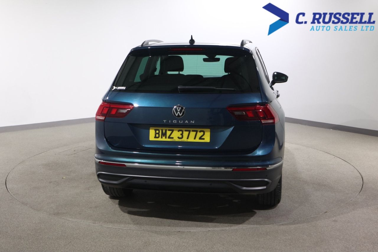 2023 VOLKSWAGEN TIGUAN 1.5 TSI Life SUV 5dr Petrol Manual Euro 6 (s/s) (150 ps) - vehicle photo 11 for sale on PureCar