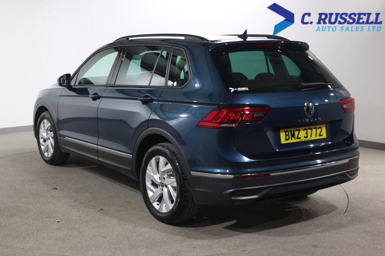 2023 VOLKSWAGEN TIGUAN 1.5 TSI Life SUV 5dr Petrol Manual Euro 6 (s/s) (150 ps) - vehicle photo 13 for sale on PureCar