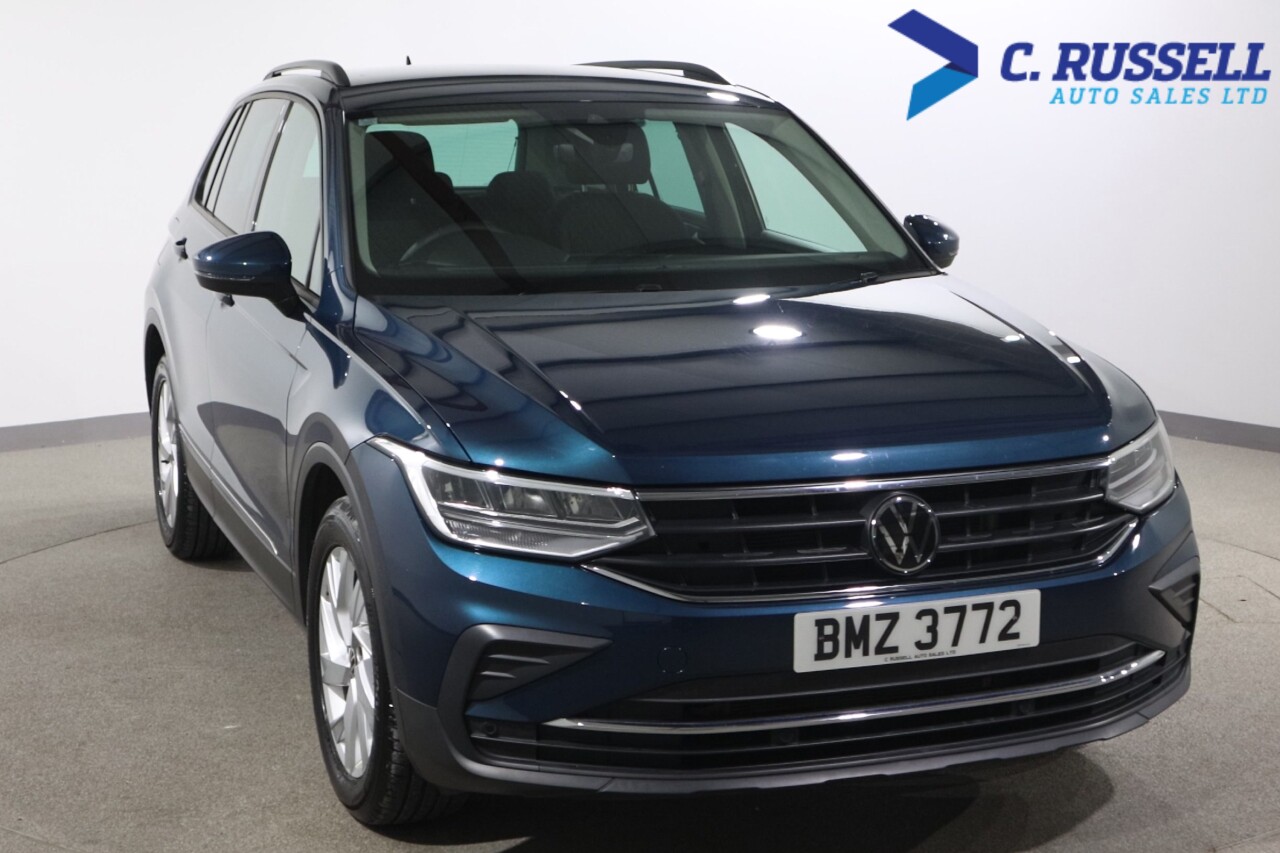 2023 VOLKSWAGEN TIGUAN 1.5 TSI Life SUV 5dr Petrol Manual Euro 6 (s/s) (150 ps) - vehicle photo 6 for sale on PureCar