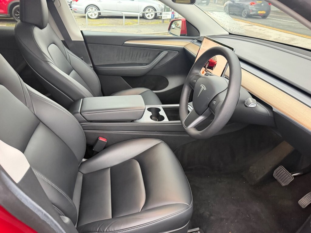 2022 Tesla Model Y — image 10