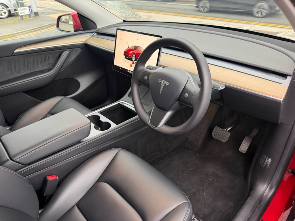 2022 Tesla Model Y — image 9