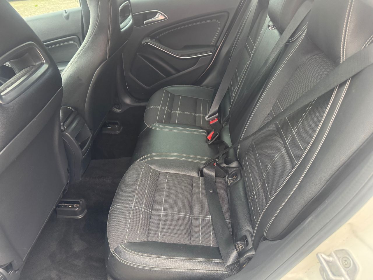 2015 MERCEDES A CLASS 1.5 A180 CDI Sport Hatchback 5dr Diesel Manual Euro 5 (s/s) (109 ps) - vehicle photo 15 for sale on PureCar