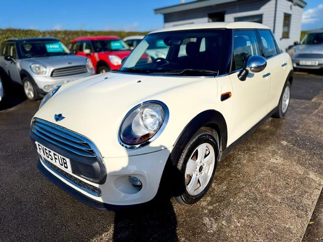 2015 MINI Hatch