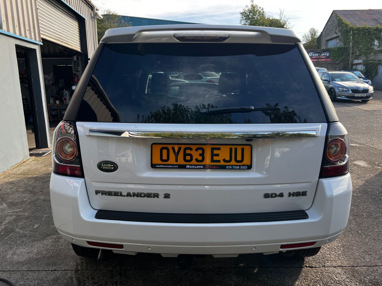 2013 LAND ROVER FREELANDER 2.2 SD4 HSE Lux SUV 5dr Diesel CommandShift 4WD Euro 5 (190 ps) - vehicle photo 16 for sale on PureCar