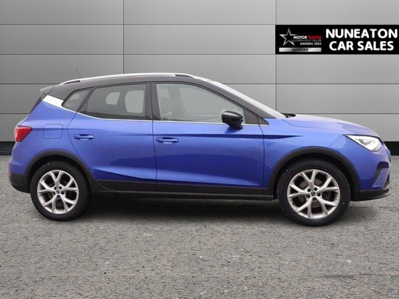2023 SEAT Arona — image 2