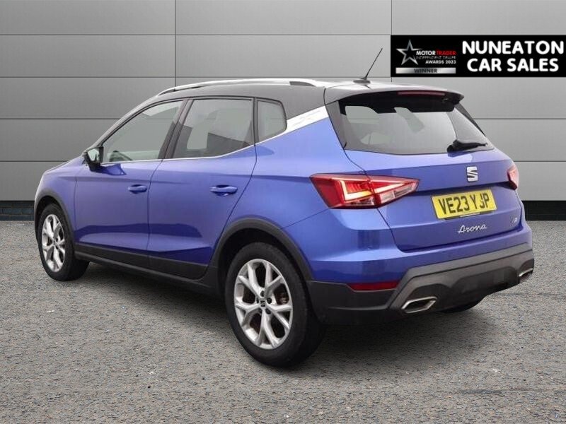 2023 SEAT Arona — image 3