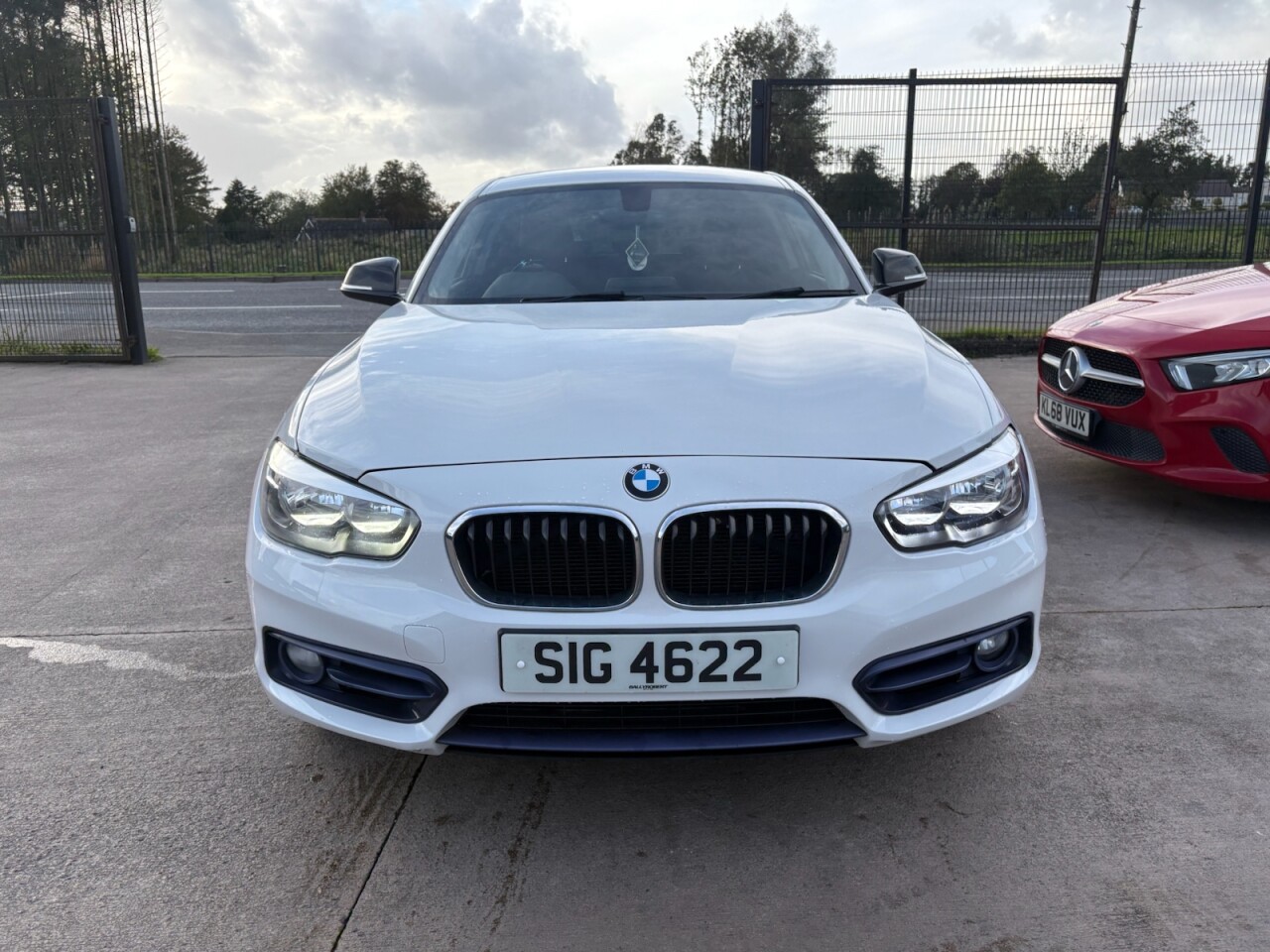 2017 BMW 1 SERIES 2.0 118d Sport Hatchback 3dr Diesel Manual Euro 6 (s/s) (150 ps) - vehicle photo 7 for sale on PureCar