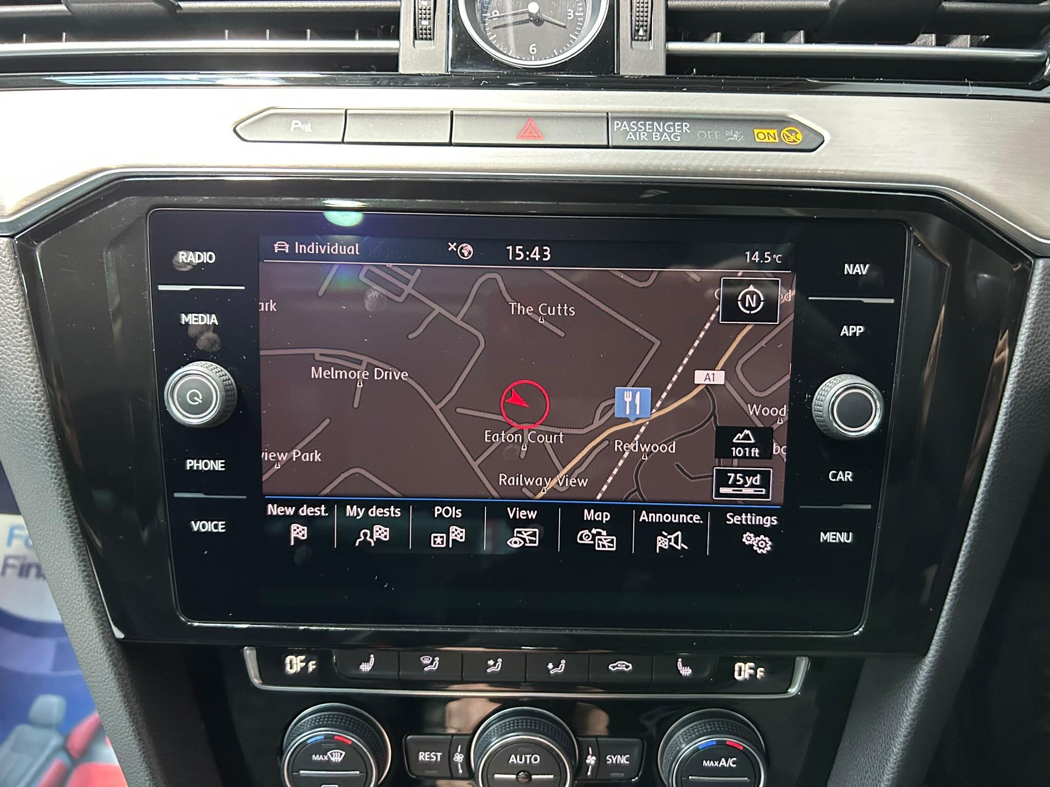 2019 VOLKSWAGEN PASSAT 2.0 TDI GT DSG Euro 6 (s/s) 4dr - vehicle photo 29 for sale on PureCar