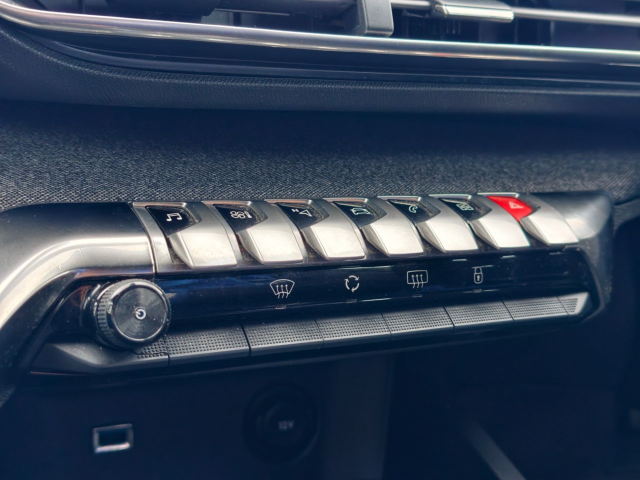 2020 PEUGEOT 1.5 BlueHDi GT Line SUV 5dr Diesel EAT Euro 6 (s/s) (130 ps) - vehicle photo 44 for sale on PureCar