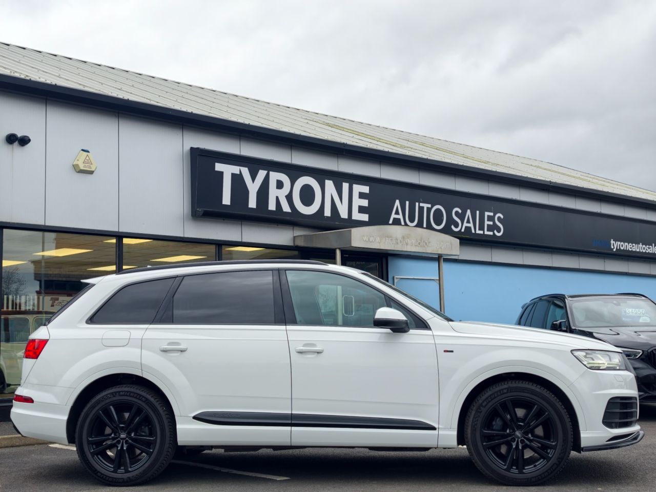 2016 AUDI Q7 S Line - vehicle photo 5 for sale on PureCar