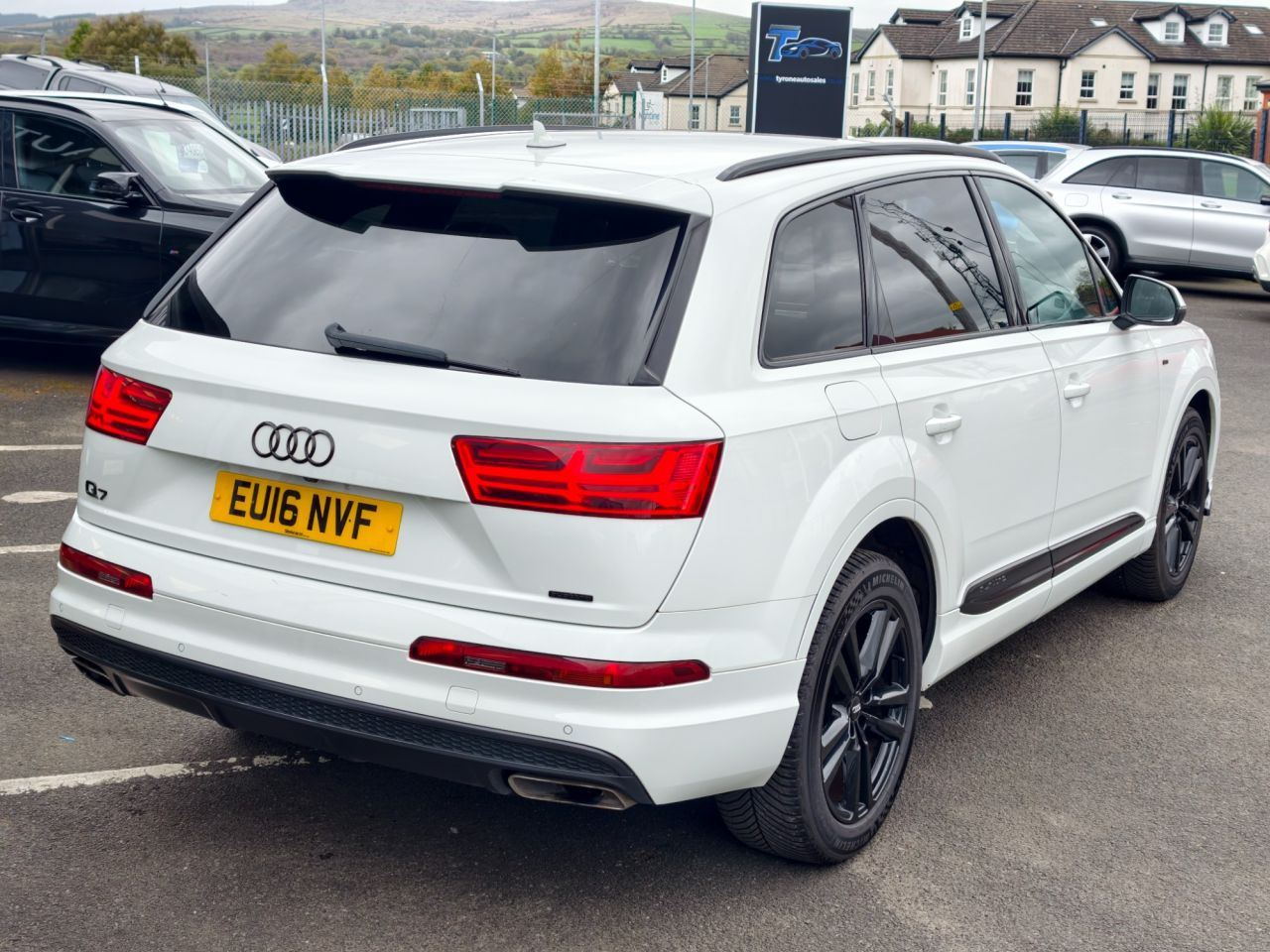 2016 AUDI Q7 S Line - vehicle photo 10 for sale on PureCar