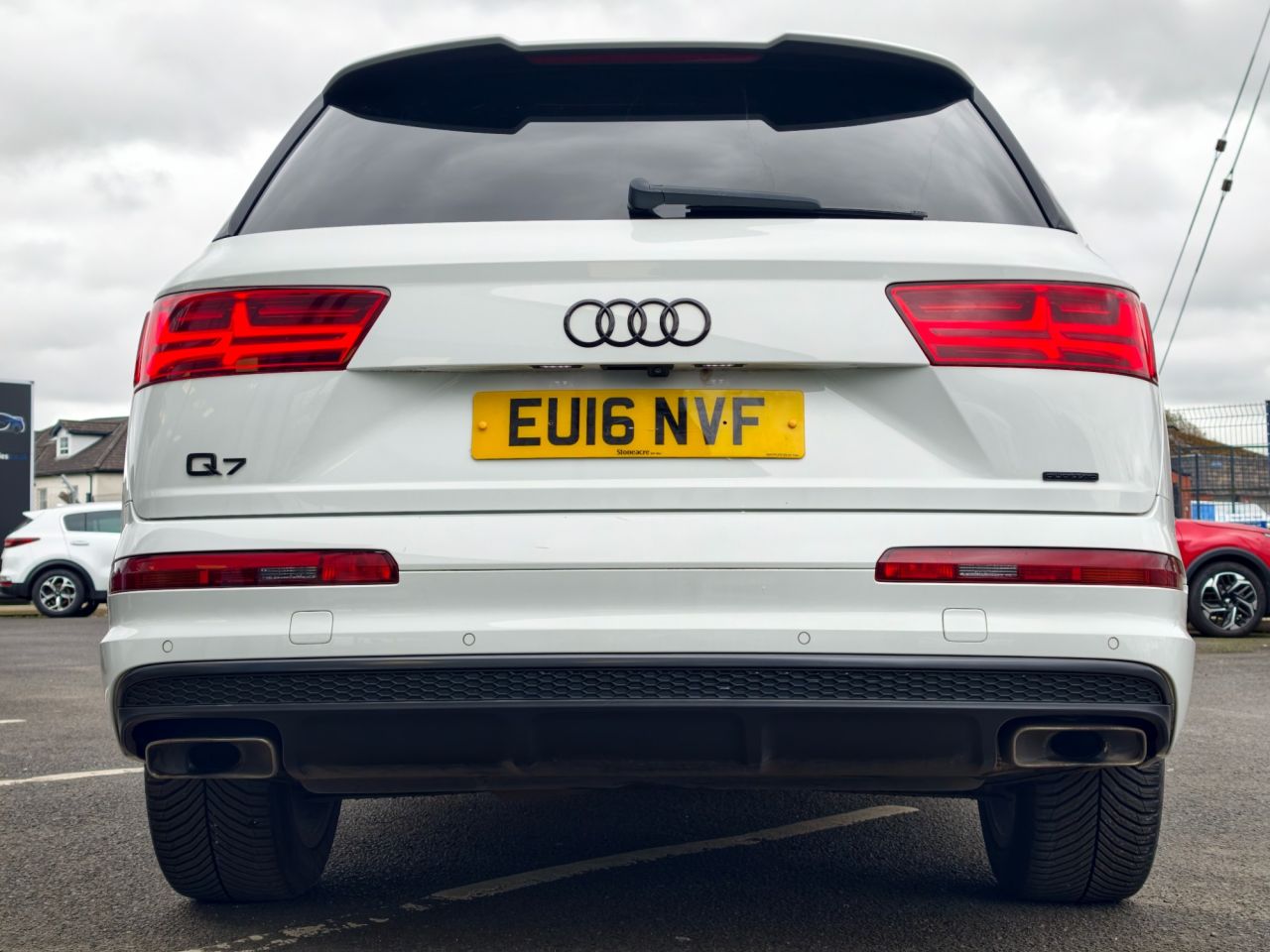 2016 AUDI Q7 S Line - vehicle photo 19 for sale on PureCar