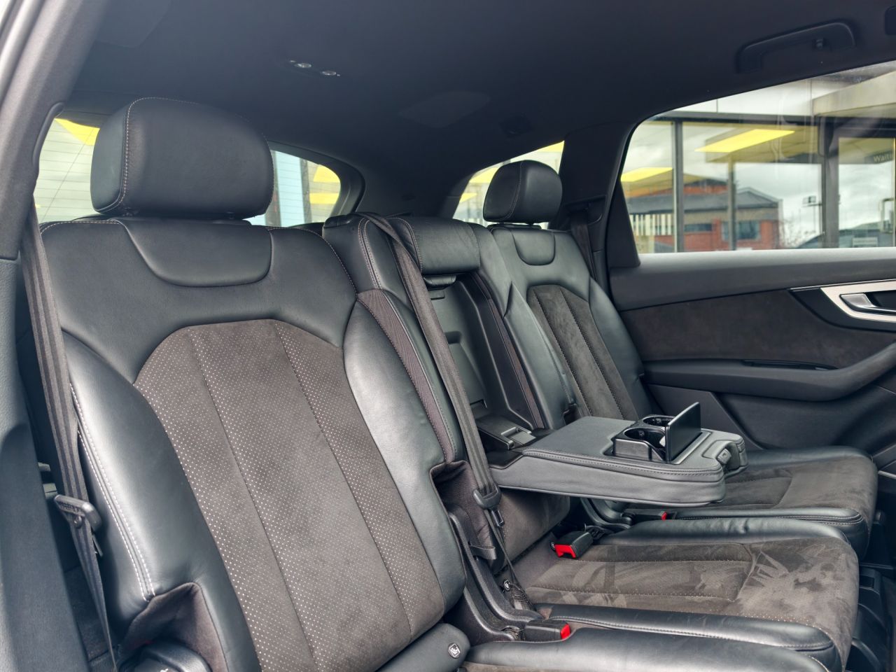 2016 AUDI Q7 S Line - vehicle photo 24 for sale on PureCar