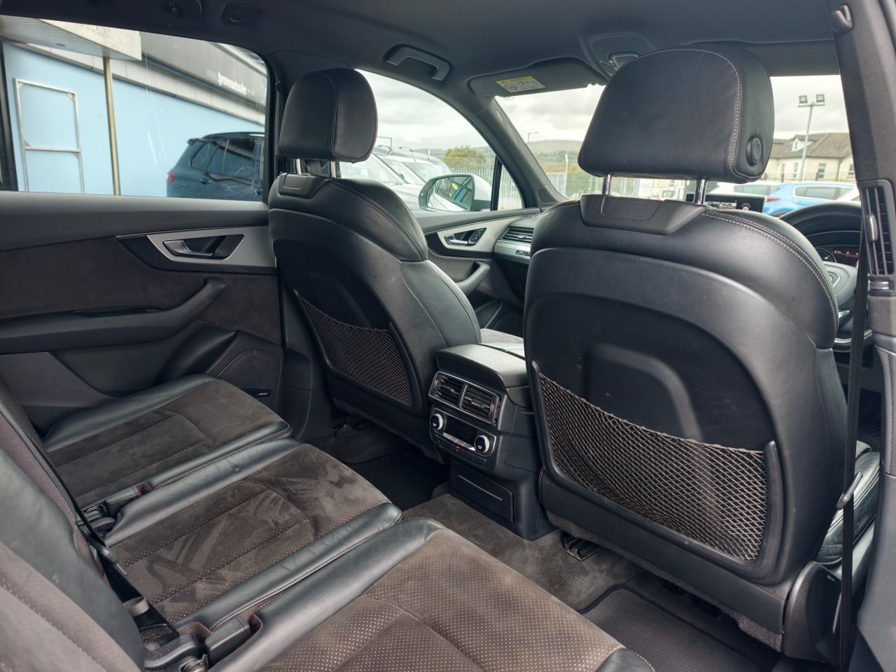 2016 AUDI Q7 S Line - vehicle photo 25 for sale on PureCar