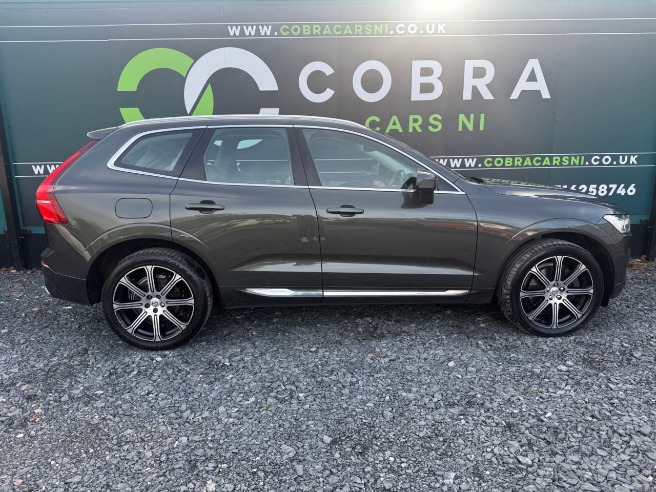 2018 VOLVO XC60 2.0 D5 PowerPulse Inscription Pro SUV 5dr Diesel Auto AWD Euro 6 (s/s) (235 - vehicle photo 3 for sale on PureCar