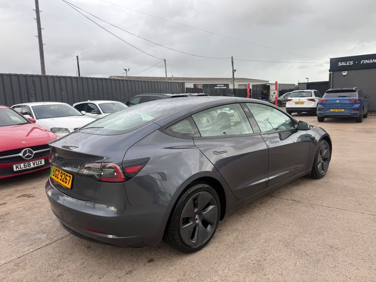 2021 TESLA Model 3 Standard Range Plus Saloon 4dr Electric Auto RWD (241 bhp) - vehicle photo 3 for sale on PureCar