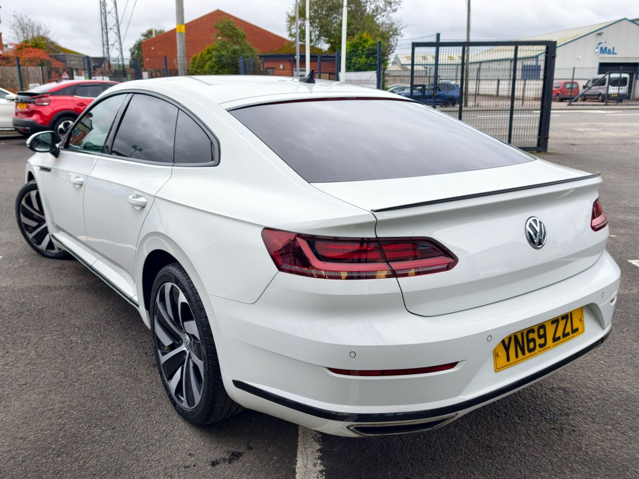 2019 VOLKSWAGEN ARTEON 2.0 TDI R-Line Fastback 5dr Diesel DSG Euro 6 (s/s) (190 ps) - vehicle photo 4 for sale on PureCar