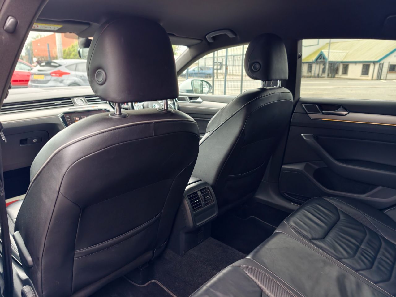 2019 VOLKSWAGEN ARTEON 2.0 TDI R-Line Fastback 5dr Diesel DSG Euro 6 (s/s) (190 ps) - vehicle photo 29 for sale on PureCar