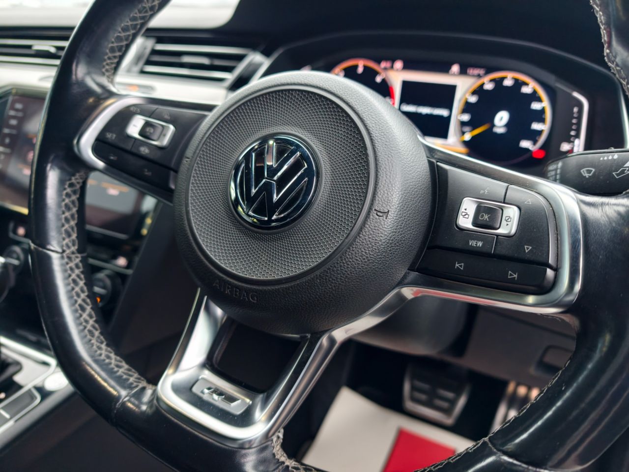 2019 VOLKSWAGEN ARTEON 2.0 TDI R-Line Fastback 5dr Diesel DSG Euro 6 (s/s) (190 ps) - vehicle photo 32 for sale on PureCar