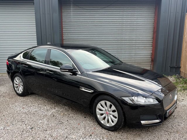 2017 Jaguar XF 2.0d Portfolio Saloon 4dr Diesel Auto Euro 6 (s/s) (163 ps)