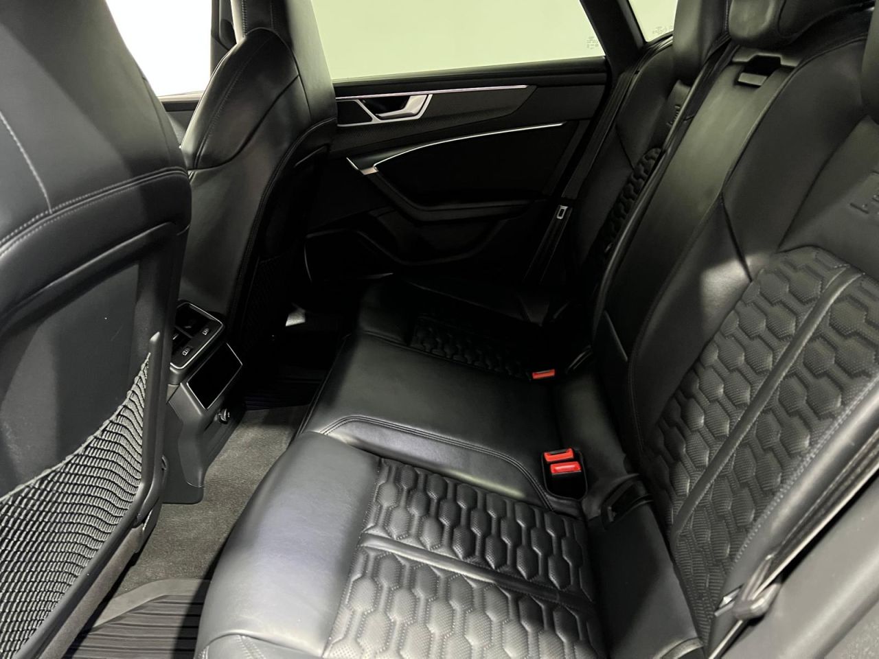 2021 AUDI RS7 4.0 TFSI V8 Carbon Black Sportback 5dr Petrol Tiptronic quattro Euro 6 (s/s - vehicle photo 13 for sale on PureCar