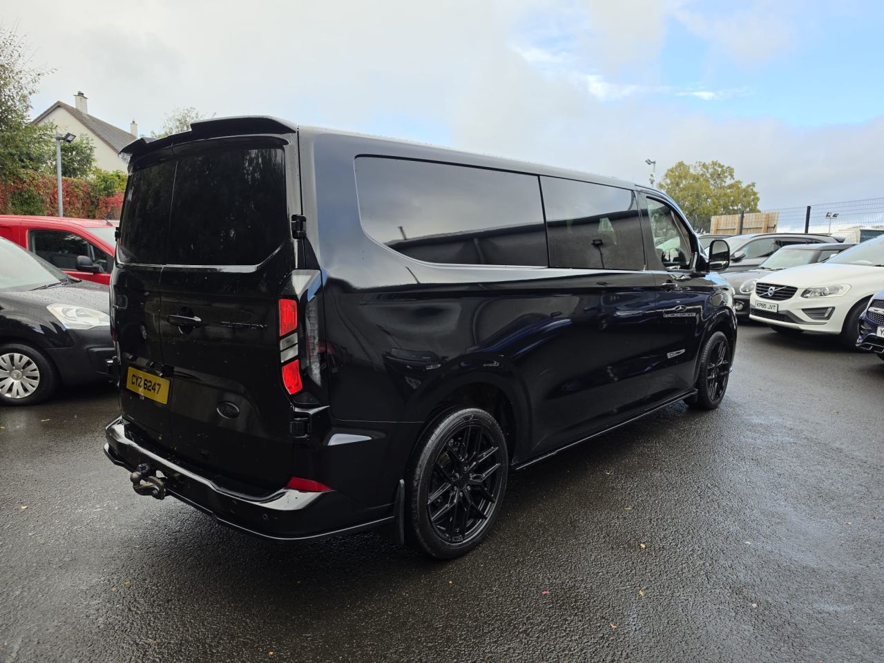 2024 FORD TRANSIT CUSTOM 2.0 300 EcoBlue Limited Panel Van 5dr Diesel Auto L2 H1 Euro 6 (s/s) (170 p - vehicle photo 4 for sale on PureCar