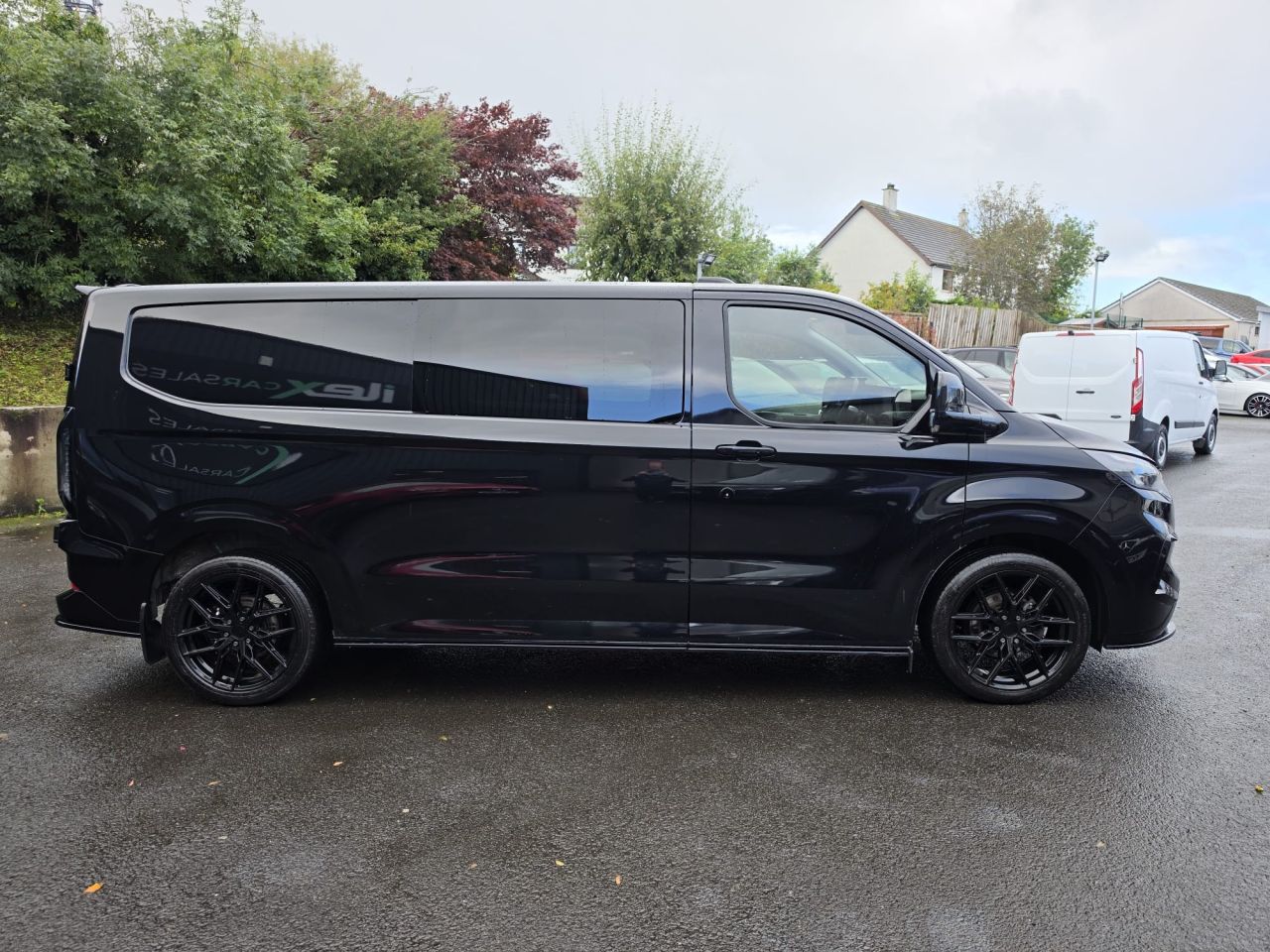 2024 FORD TRANSIT CUSTOM 2.0 300 EcoBlue Limited Panel Van 5dr Diesel Auto L2 H1 Euro 6 (s/s) (170 p - vehicle photo 6 for sale on PureCar