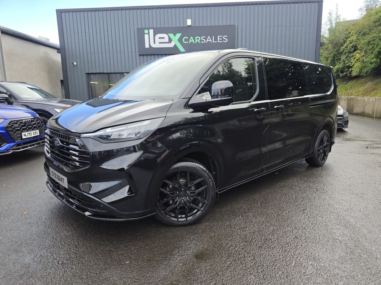 2024 FORD TRANSIT CUSTOM 2.0 300 EcoBlue Limited Panel Van 5dr Diesel Auto L2 H1 Euro 6 (s/s) (170 p - vehicle photo 10 for sale on PureCar