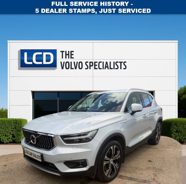 2021 Volvo XC40