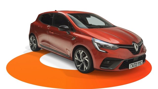 2022 Renault Clio — image 1