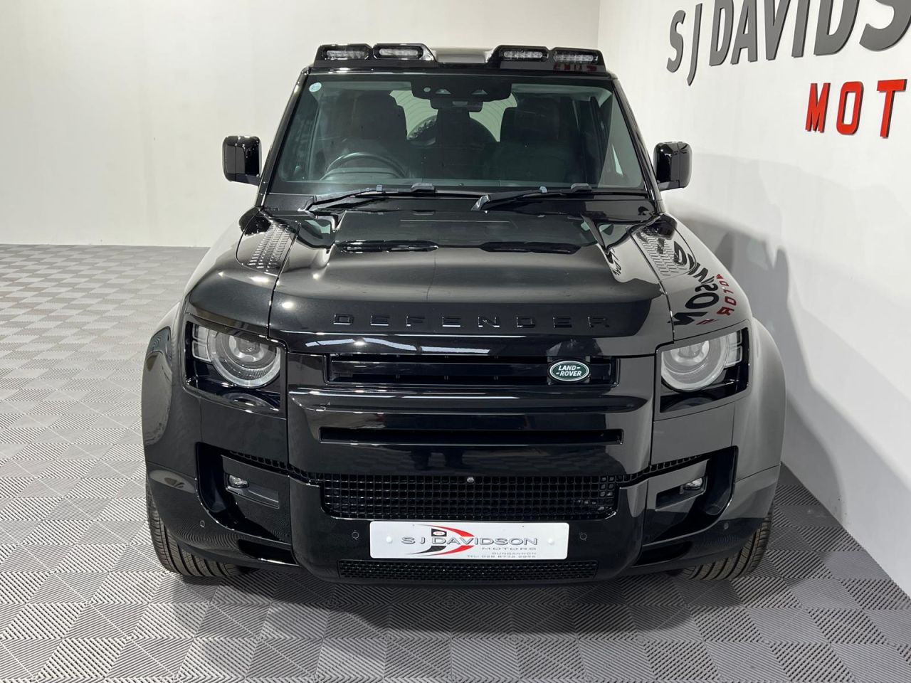 2022 LAND ROVER DEFENDER 110 3.0 D250 MHEV XS Edition SUV 5dr Diesel Auto 4WD Euro 6 (s/s) (250 ps) 7-Se - vehicle photo 8 for sale on PureCar