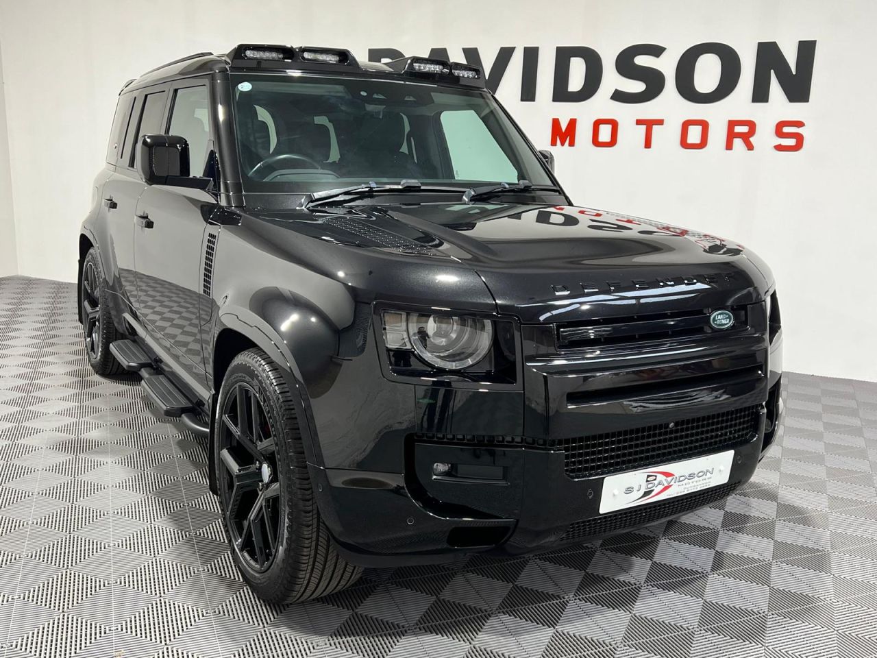 2022 LAND ROVER DEFENDER 110 3.0 D250 MHEV XS Edition SUV 5dr Diesel Auto 4WD Euro 6 (s/s) (250 ps) 7-Se - vehicle photo 10 for sale on PureCar