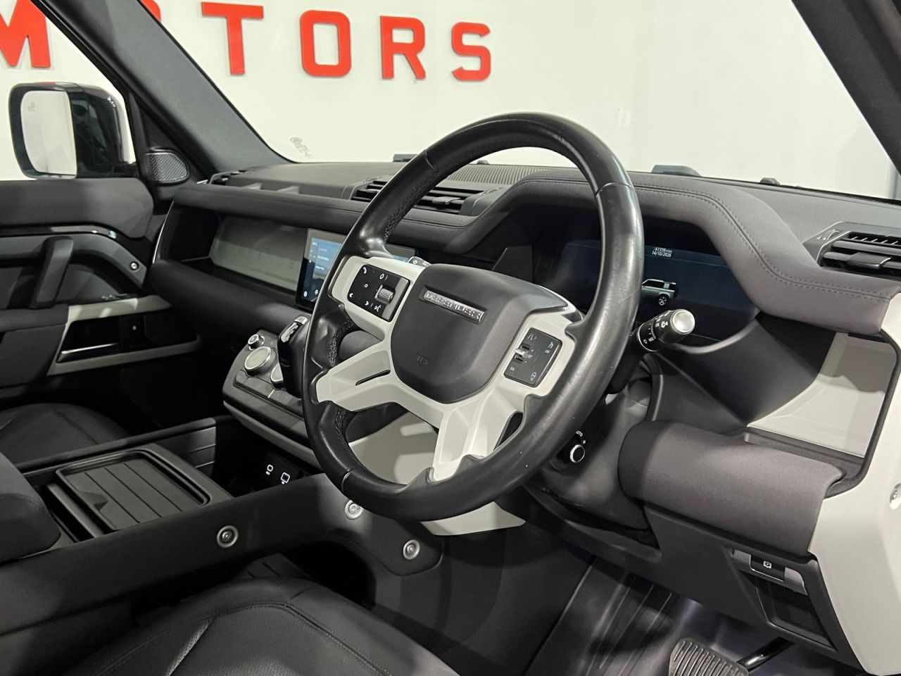 2022 LAND ROVER DEFENDER 110 3.0 D250 MHEV XS Edition SUV 5dr Diesel Auto 4WD Euro 6 (s/s) (250 ps) 7-Se - vehicle photo 12 for sale on PureCar