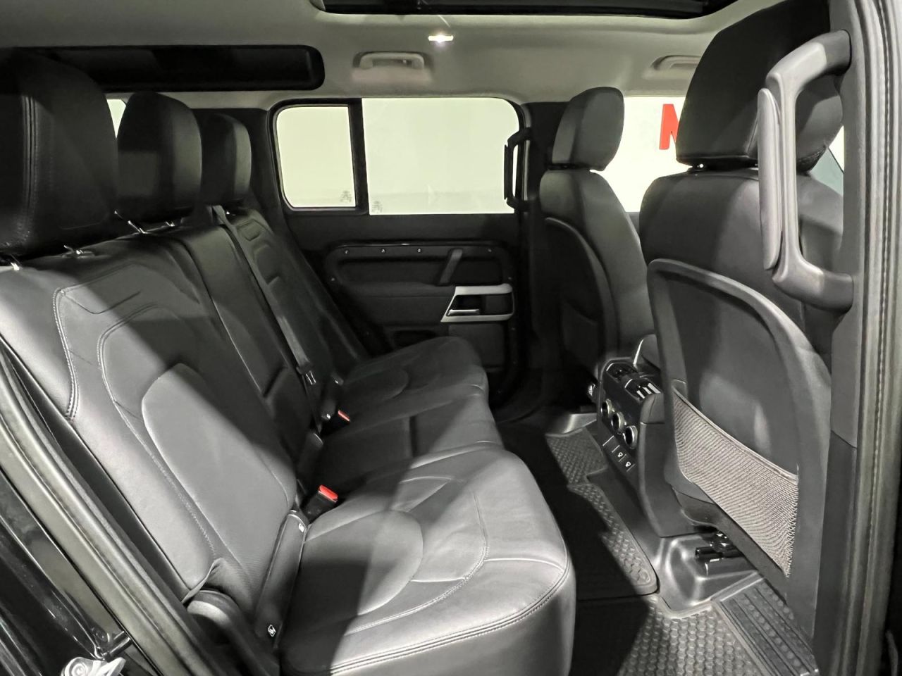 2022 LAND ROVER DEFENDER 110 3.0 D250 MHEV XS Edition SUV 5dr Diesel Auto 4WD Euro 6 (s/s) (250 ps) 7-Se - vehicle photo 13 for sale on PureCar
