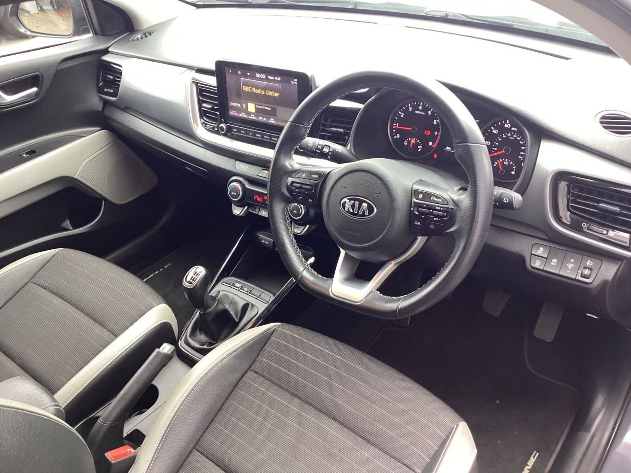 2021 KIA STONIC 1.0 T-GDi MHEV Connect SUV 5dr Petrol Hybrid Manual Euro 6 (s/s) (118 bhp) - vehicle photo 4 for sale on PureCar