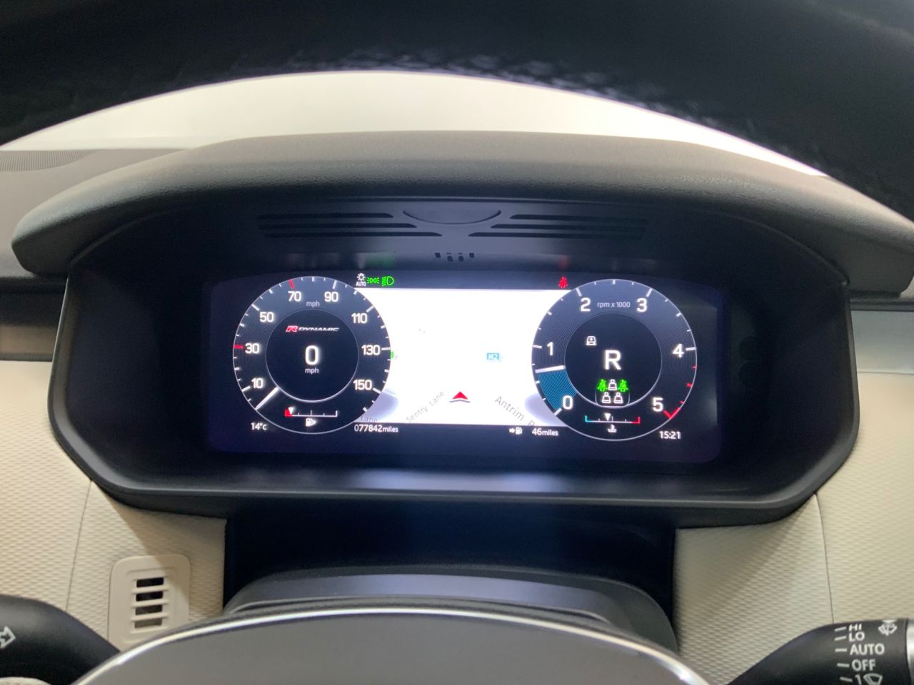 2021 LAND ROVER DISCOVERY 3.0 D250 MHEV R-Dynamic SE SUV 5dr Diesel Auto 4WD Euro 6 (s/s) (250 ps) - vehicle photo 19 for sale on PureCar