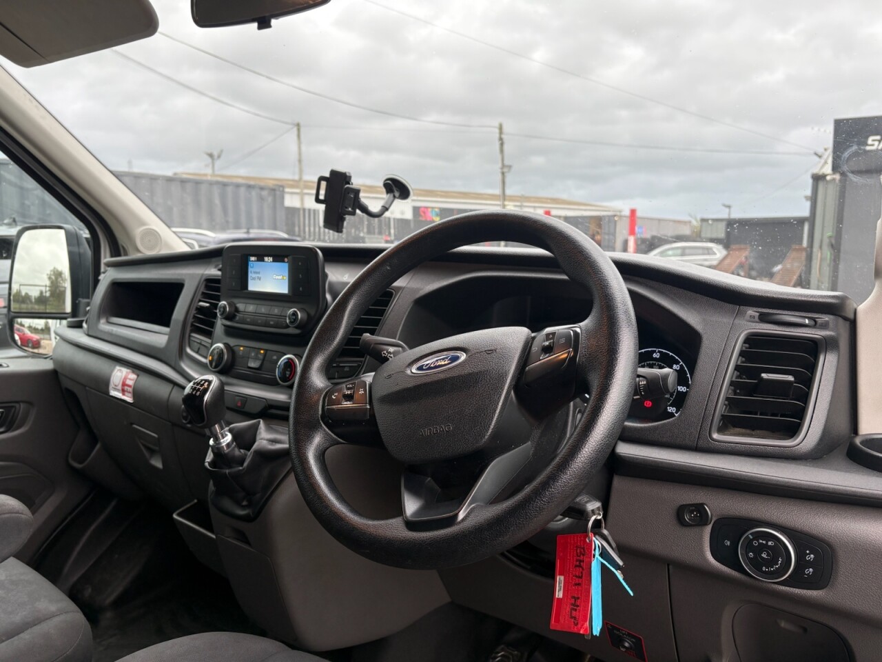 2021 FORD TRANSIT 2.0 350 EcoBlue Leader Chassis Cab Diesel Manual RWD L3 Luton Body Euro 6 ( - vehicle photo 9 for sale on PureCar