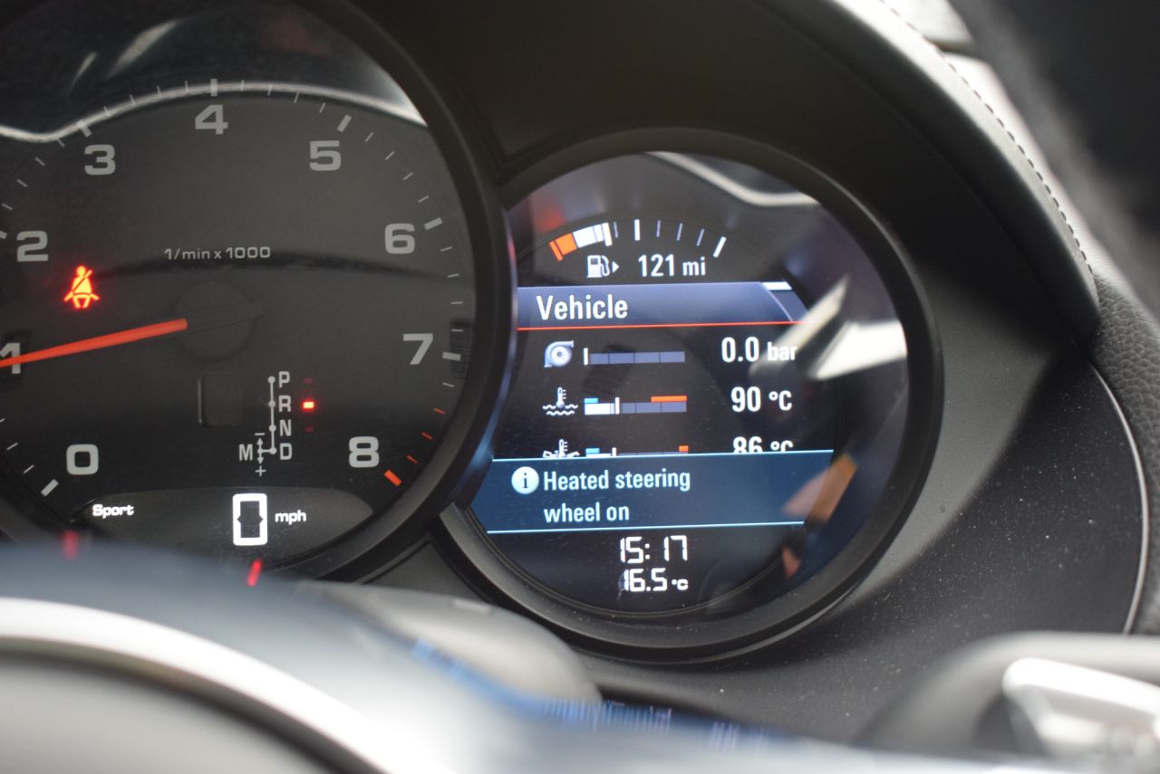 2019 PORSCHE 718 CAYMAN 2.0T Coupe GPF 2dr Petrol PDK Euro 6 (s/s) (300 ps) 2 Owners - vehicle photo 24 for sale on PureCar