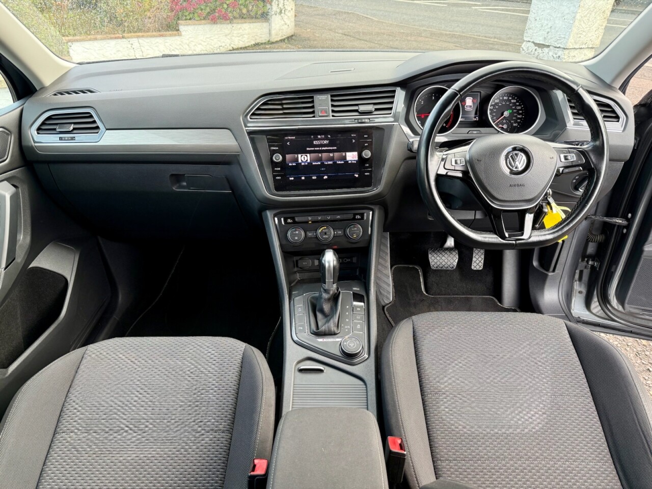 2018 VOLKSWAGEN TIGUAN ALLSPACE 2.0 TDI SE Nav SUV 5dr Diesel DSG 4Motion Euro 6 (s/s) (190 ps) - vehicle photo 10 for sale on PureCar