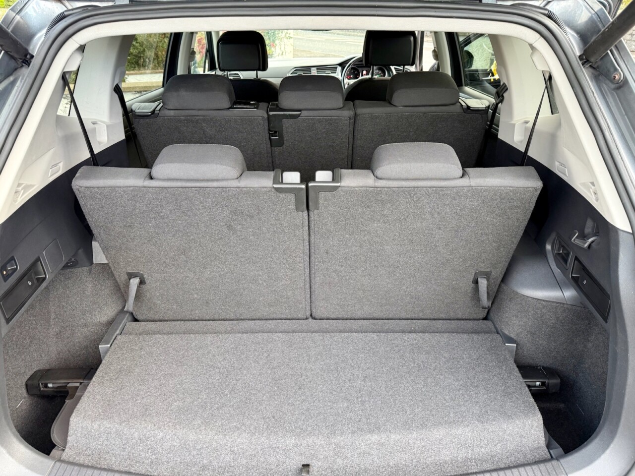 2018 VOLKSWAGEN TIGUAN ALLSPACE 2.0 TDI SE Nav SUV 5dr Diesel DSG 4Motion Euro 6 (s/s) (190 ps) - vehicle photo 13 for sale on PureCar