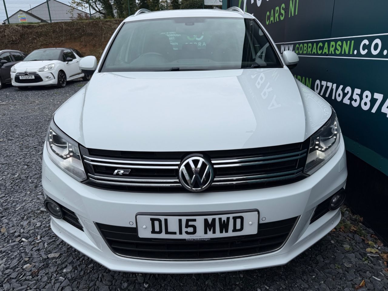 2015 VOLKSWAGEN TIGUAN 2.0 TDI BlueMotion Tech R-Line SUV 5dr Diesel DSG 4WD Euro 6 (s/s) (184 ps) - vehicle photo 2 for sale on PureCar