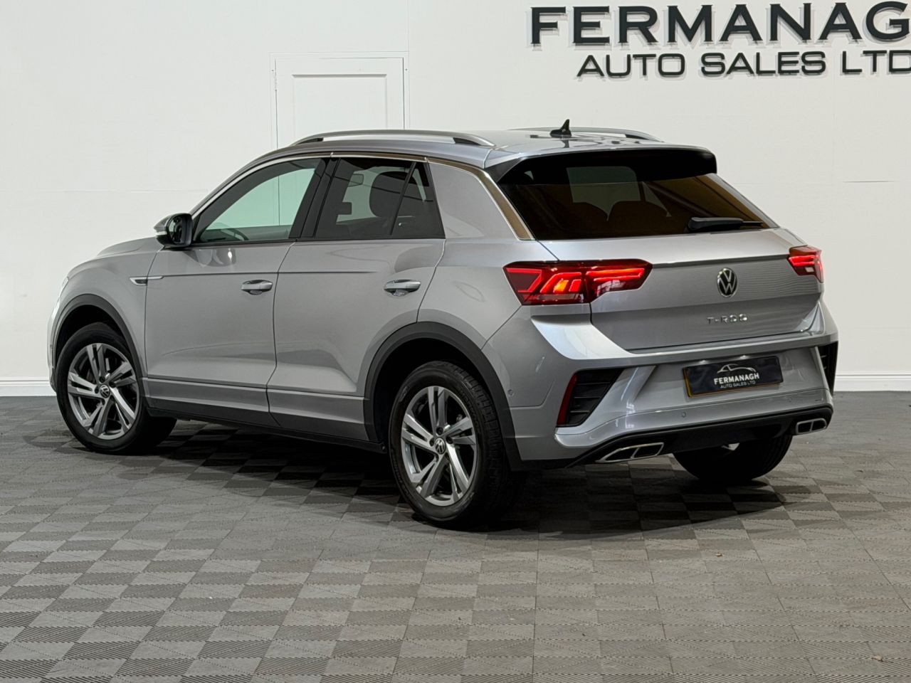 2024 VOLKSWAGEN T-ROC 2.0 TDI R-Line SUV 5dr Diesel DSG Euro 6 (s/s) (150 ps) - vehicle photo 3 for sale on PureCar