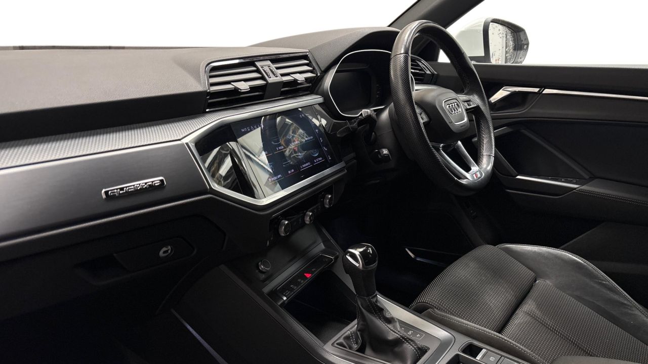 2021 AUDI Q3 2.0 TDI 35 S line SUV 5dr Diesel S Tronic quattro Euro 6 (s/s) (150 ps) - vehicle photo 2 for sale on PureCar