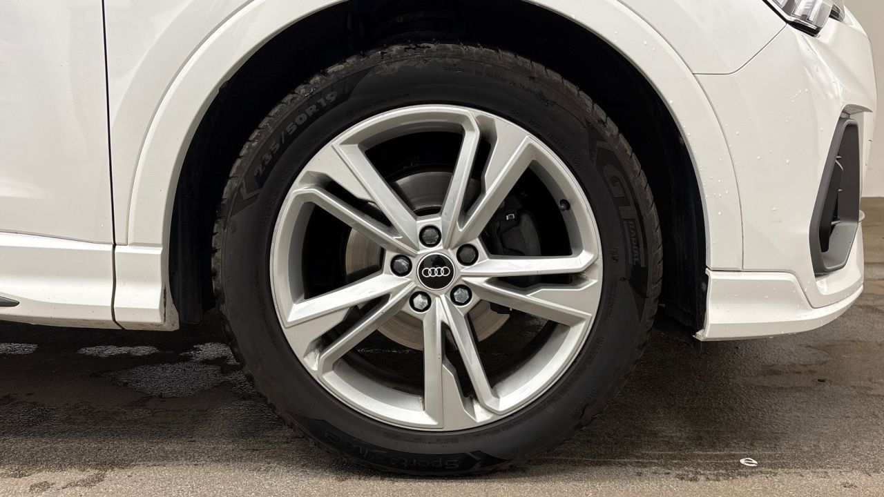 2021 AUDI Q3 2.0 TDI 35 S line SUV 5dr Diesel S Tronic quattro Euro 6 (s/s) (150 ps) - vehicle photo 5 for sale on PureCar