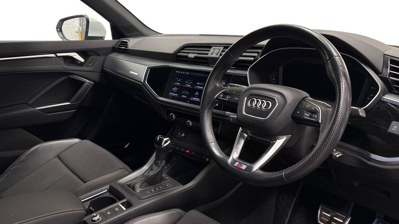 2021 AUDI Q3 2.0 TDI 35 S line SUV 5dr Diesel S Tronic quattro Euro 6 (s/s) (150 ps) - vehicle photo 6 for sale on PureCar