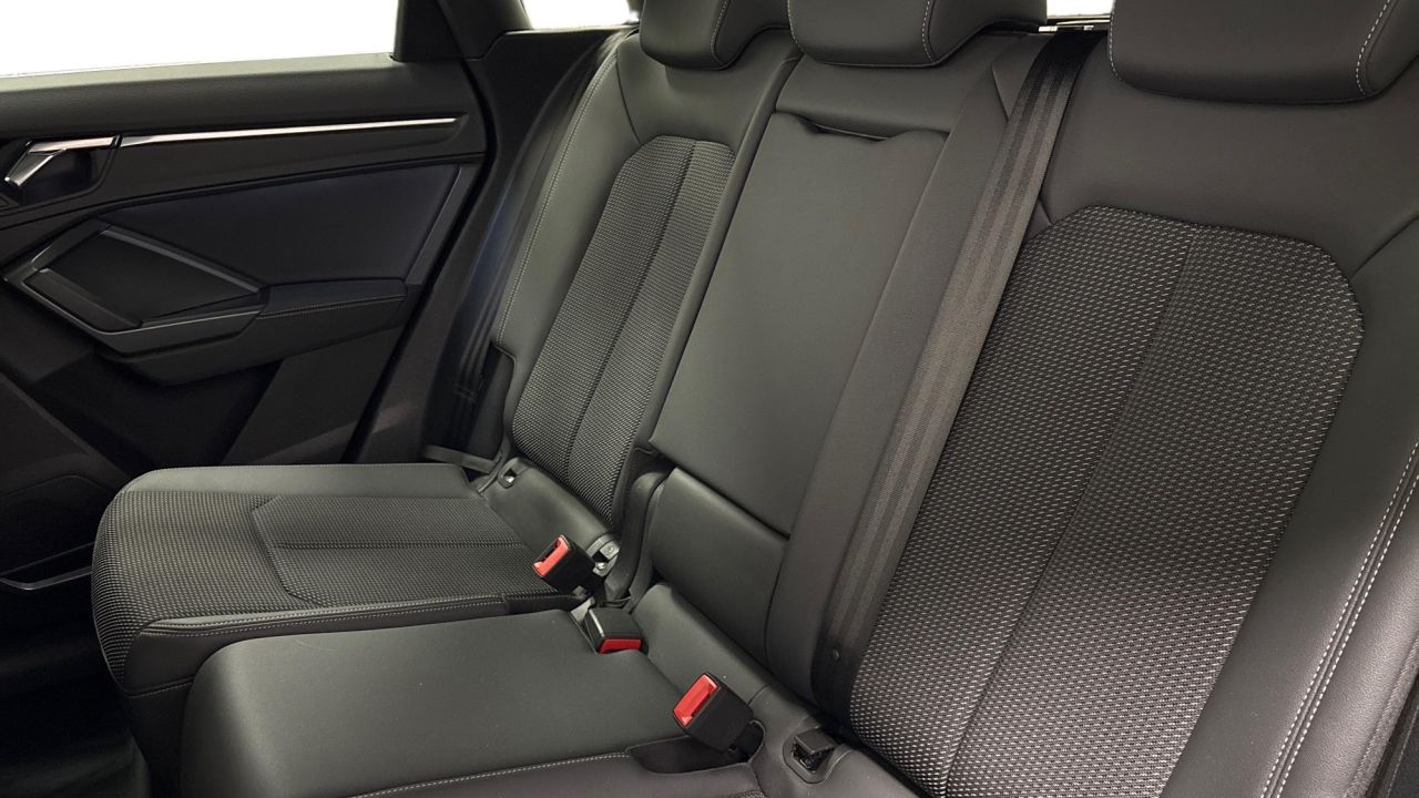 2021 AUDI Q3 2.0 TDI 35 S line SUV 5dr Diesel S Tronic quattro Euro 6 (s/s) (150 ps) - vehicle photo 7 for sale on PureCar