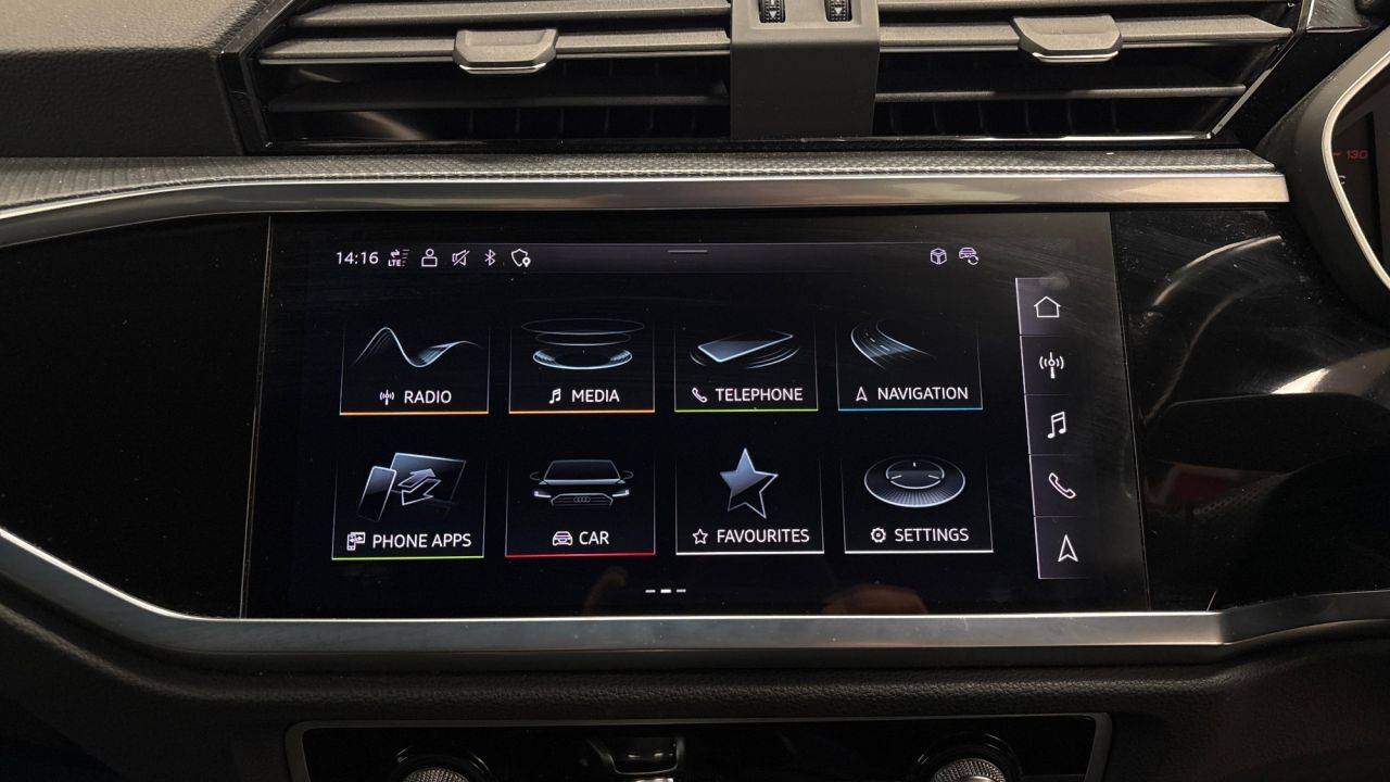 2021 AUDI Q3 2.0 TDI 35 S line SUV 5dr Diesel S Tronic quattro Euro 6 (s/s) (150 ps) - vehicle photo 8 for sale on PureCar