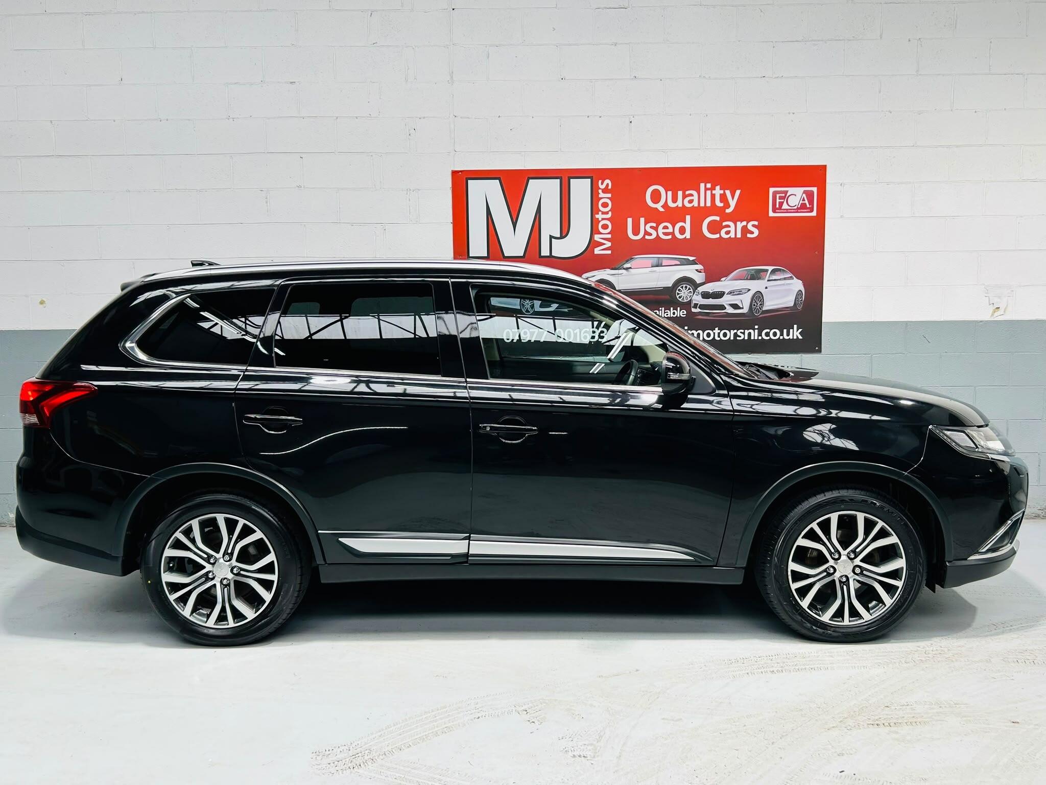 2018 MITSUBISHI OUTLANDER 2.2 DI-D 4 4WD Euro 6 (s/s) 5dr - vehicle photo 4 for sale on PureCar