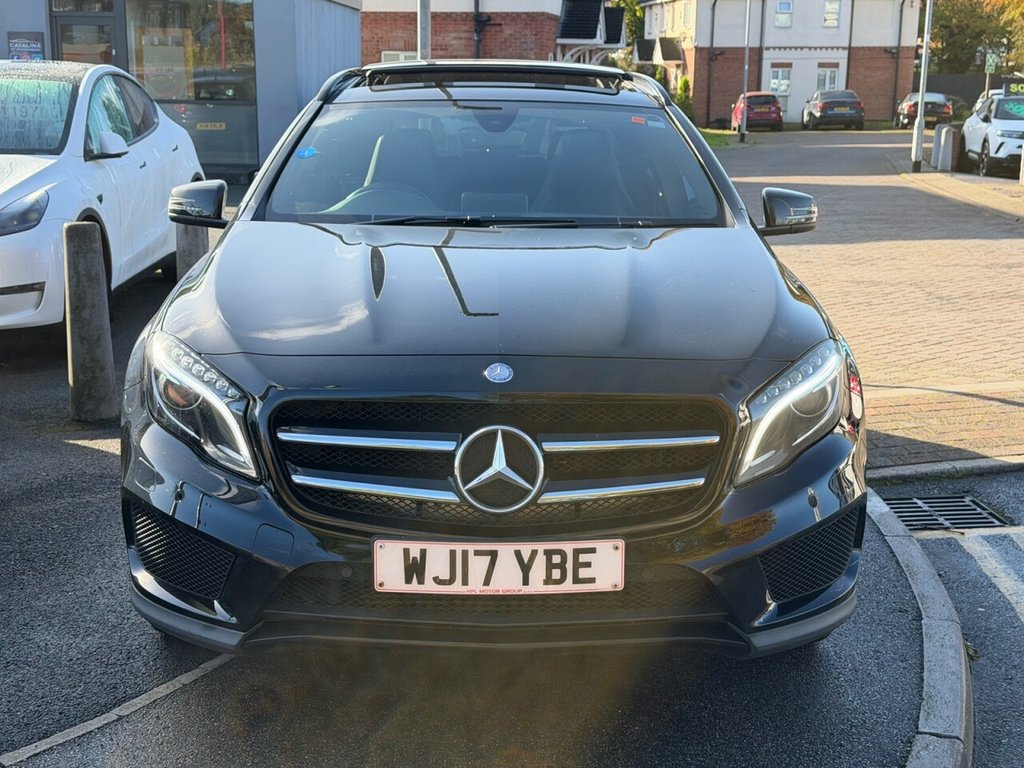 2017 Mercedes-Benz GLA — image 2